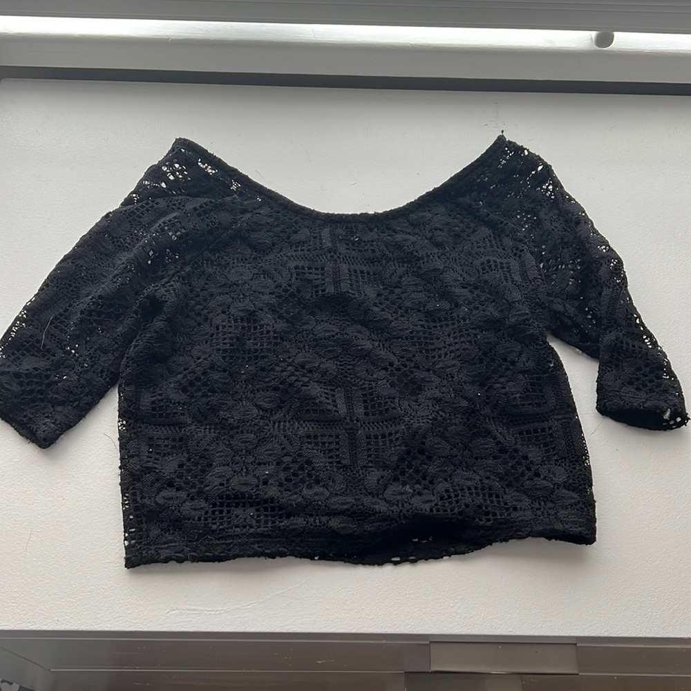 Black lace crop top